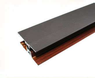Les profils en aluminium de meubles d'accessoires de finition à la maison en bois ont formé adapté aux besoins du client